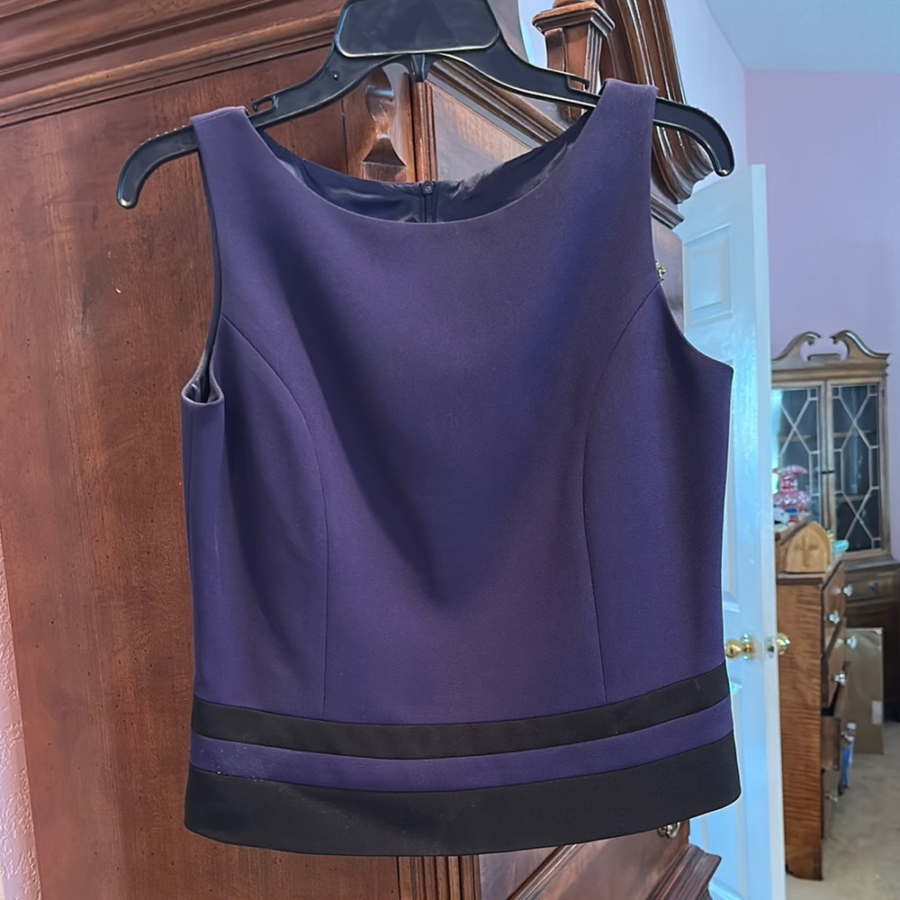 Elegant Purple and Black Sleeveless Top